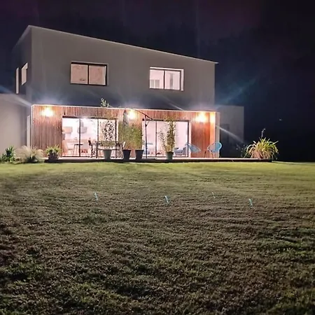Maison 800 M Plage, 10 Mn La Torche *